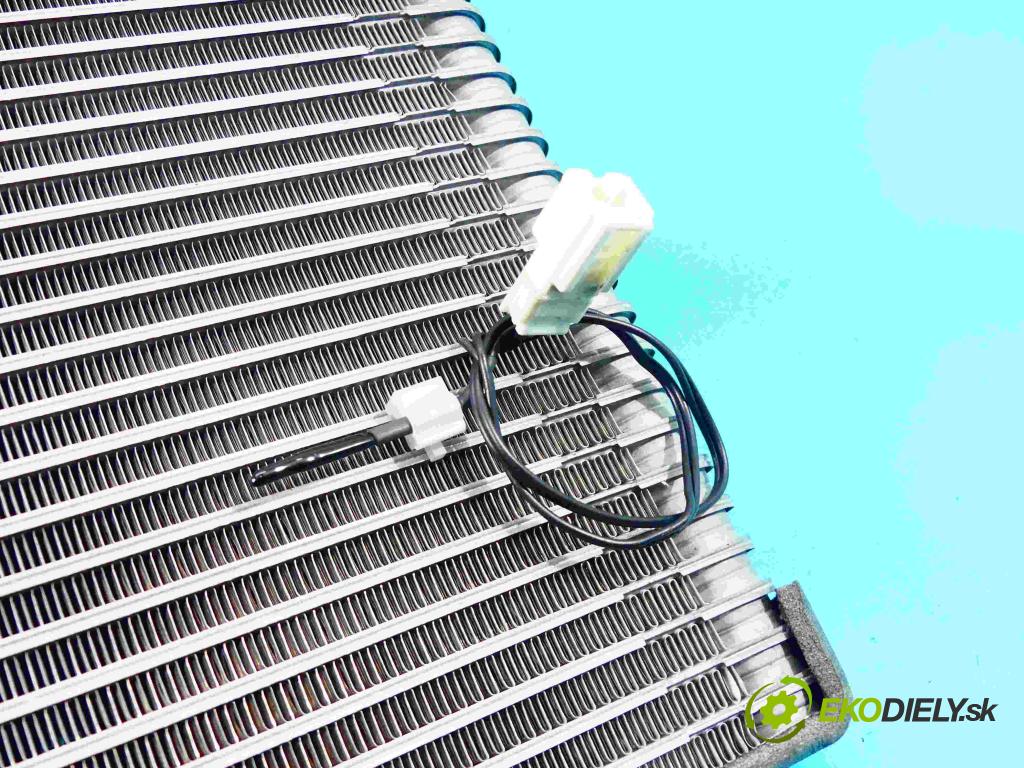 Infiniti FX II 2008-2017 3.0 V6 238HP automatic 175 kW 2991 cm3 5- radiator 922001HP0C (Radiátory kúrenia)