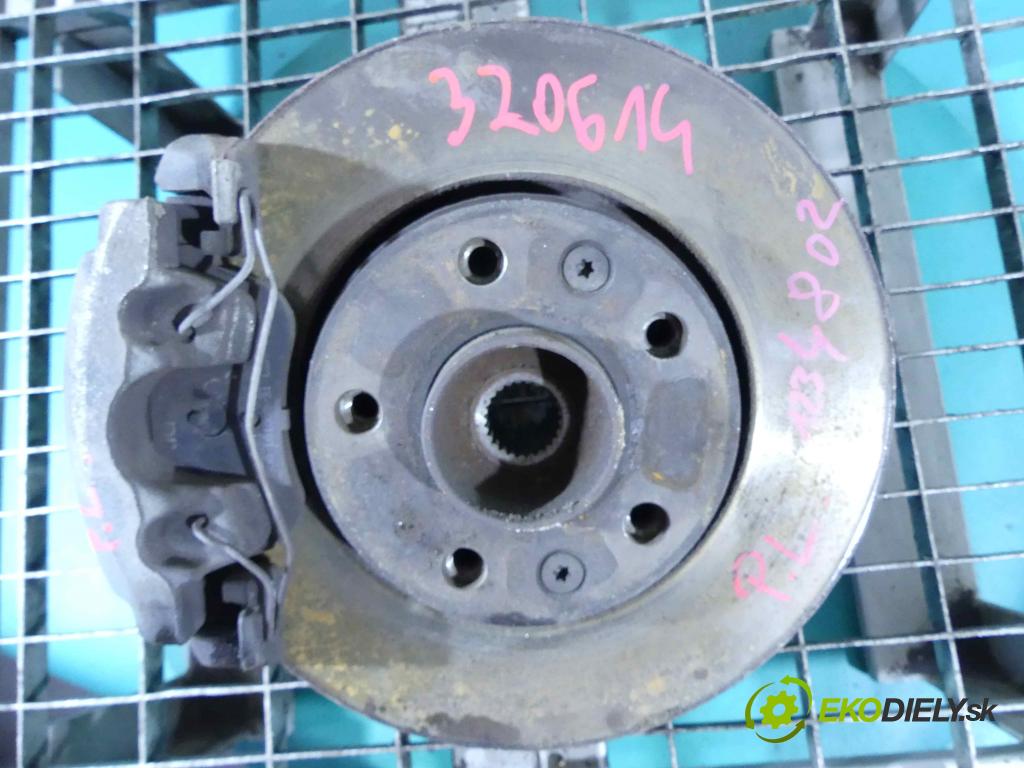 Dacia Duster I 2010-2018 1.6 16v 105 HP manual 77 kW 1598 cm3 5- náboj ľavé  (Náboje)