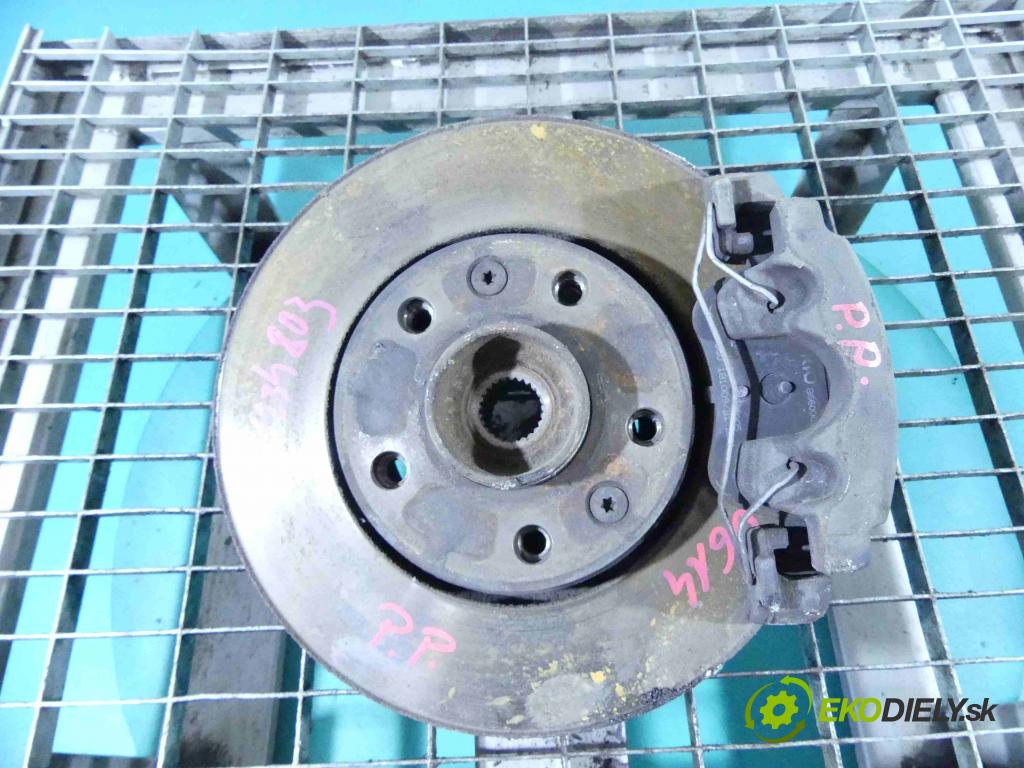 Dacia Duster I 2010-2018 1.6 16v 105 HP manual 77 kW 1598 cm3 5- náboj pravé  (Náboje)