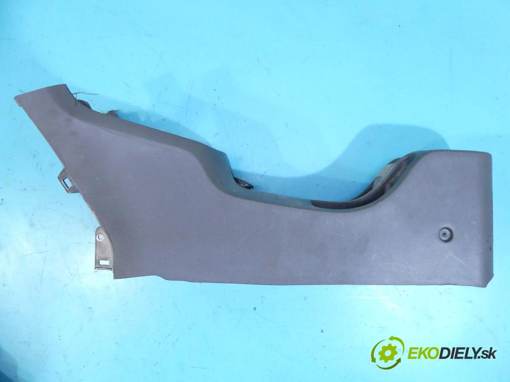 Chevrolet Cruze 1.8 16v 140 HP manual 103 kW 1800 cm3 4- operadlo 96984013 (Lakťové opierky)