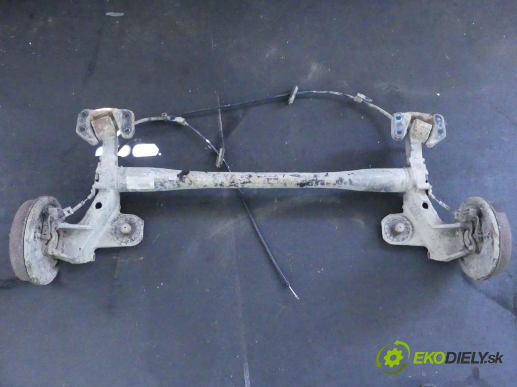 Chevrolet Cruze 1.8 16v 140 hp manual 103 kW 1800 cm3 4- zadní výztuha 