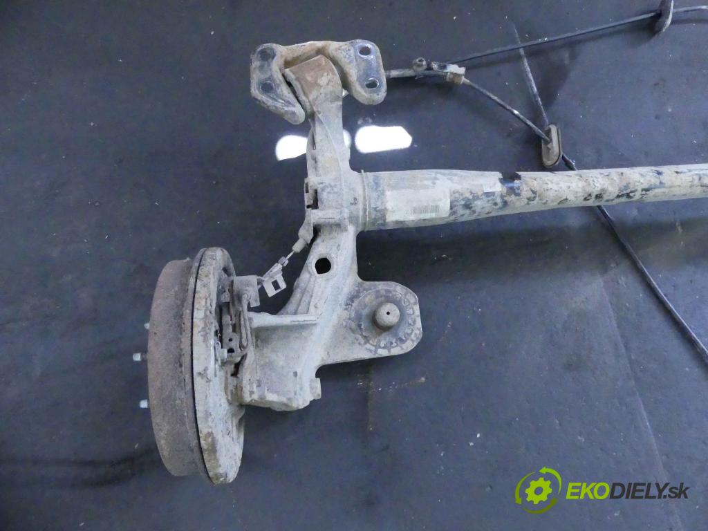 Chevrolet Cruze 1.8 16v 140 hp manual 103 kW 1800 cm3 4- zadní výztuha