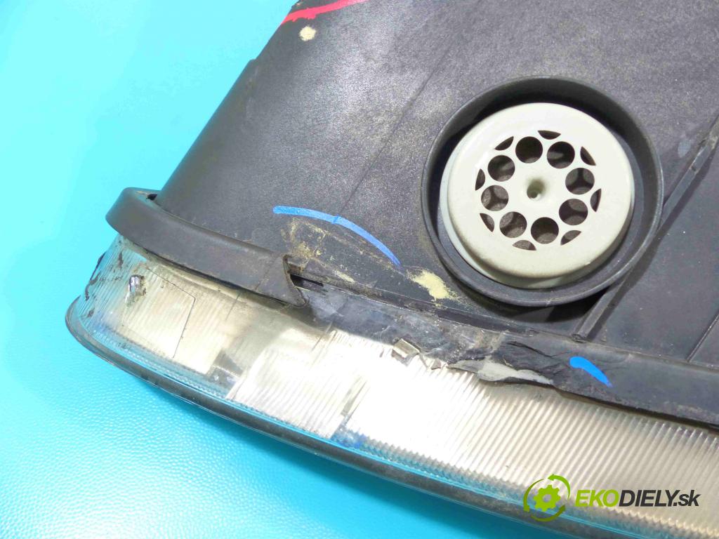 Porsche Cayenne I 2002-2010 4.5 V8 340KM: automatic 250 kW 4511 cm3 5- Reflektor: pravý 7L5941006AR (Pravé)