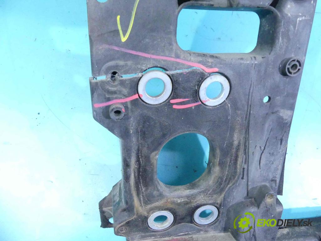 Porsche Cayenne I 2002-2010 4.5 V8 340KM automatic 250 kW 4511 cm3 5- stěna přední 7L0805594 (Výztuhy přední)