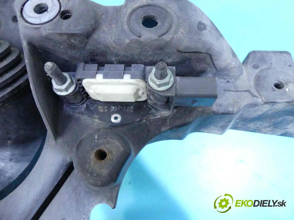 Porsche Cayenne I 2002-2010 4.5 V8 340KM automatic 250 kW 4511 cm3 5- stěna přední 7L0805594 (Výztuhy přední)