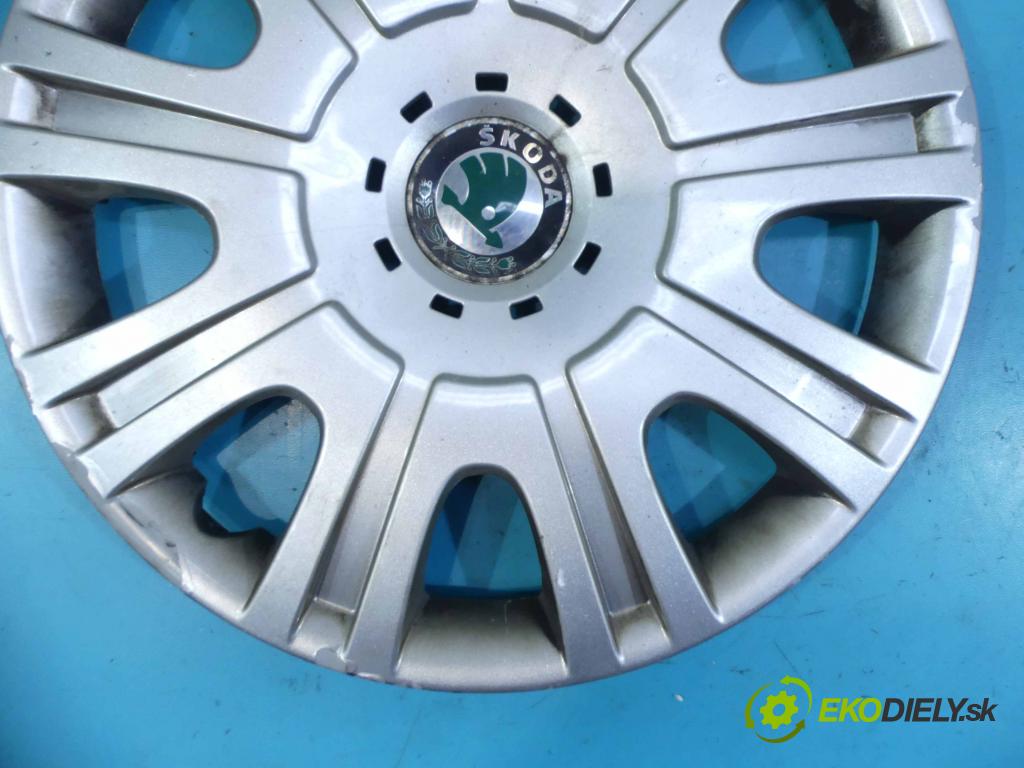 Skoda Octavia II 2004-2013 1.4 tsi 122 HP manual 90 kW 1390 cm3 5- puklica 1Z0601147E (Puklice)