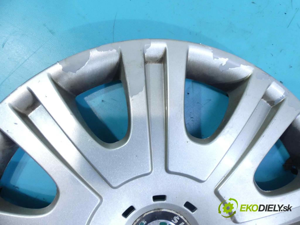 Skoda Octavia II 2004-2013 1.4 tsi 122 HP manual 90 kW 1390 cm3 5- puklica 1Z0601147E (Puklice)