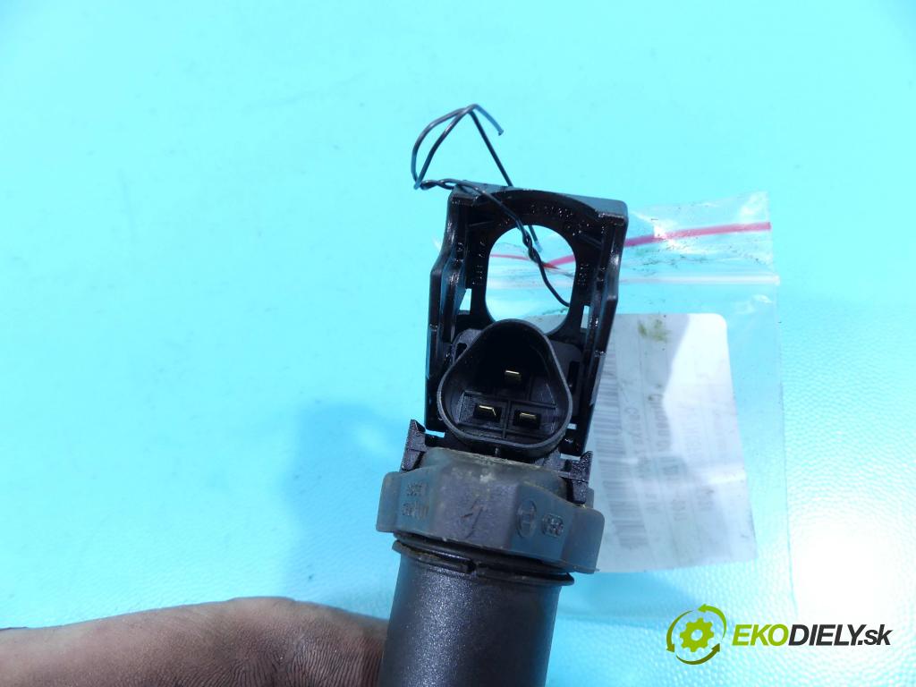 Citroen C4 II 2010-2017 1.6 16v 120 HP manual 88 kW 1598 cm3 5- cievka zapaľovacia 0221504470 (Zapaľovacie cievky, moduly)