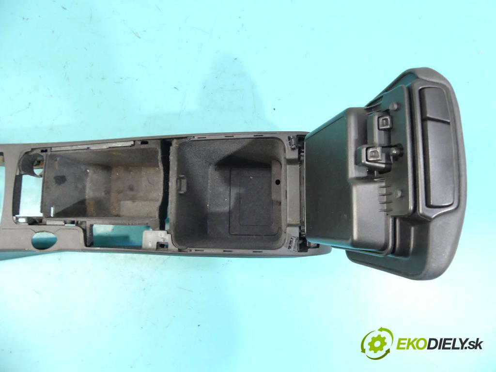 Volvo V50 2.0d 136 HP manual 100 kW 1997 cm3 5- operadlo 30755375 (Lakťové opierky)