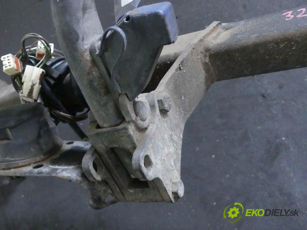 Mazda Premacy 2.0 ditd 101 hp manual 74 kW 1998 cm3 5- oko tažné