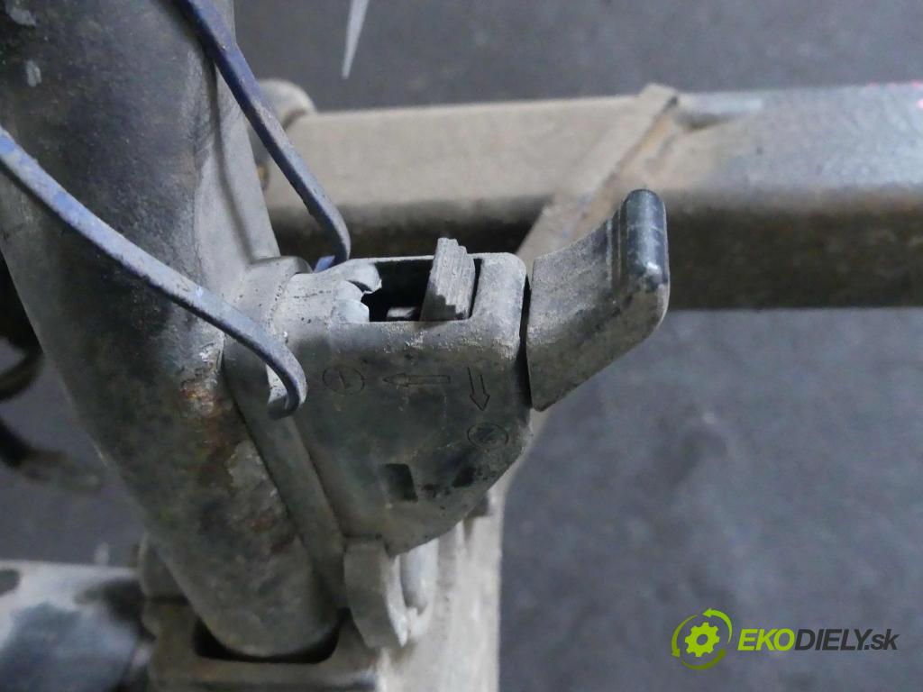 Mazda Premacy 2.0 ditd 101 hp manual 74 kW 1998 cm3 5- oko tažné