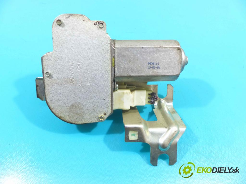 Fiat Uno 0.9 39 HP manual 29 kW 899 cm3 5- motor stieračov zadné