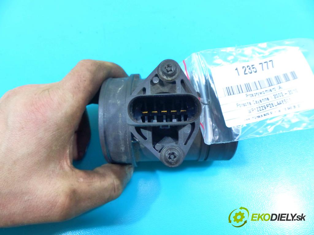 Porsche Cayenne I 2002-2010 4.5 V8 340KM: automatic 250 kW 4511 cm3 5- průtokoměr: 0281002435 (Váhy vzduchu)