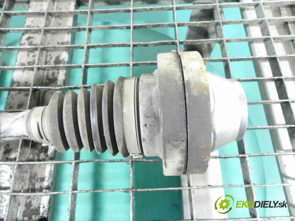 Porsche Cayenne I 2002-2010 4.5 V8 340KM: automatic 250 kW 4511 cm3 5- poloos ľavé 7L0407271C (Poloosy)