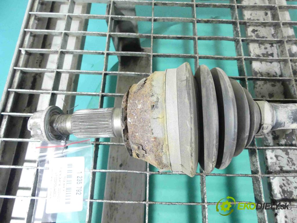 Porsche Cayenne I 2002-2010 4.5 V8 340KM: automatic 250 kW 4511 cm3 5- poloos ľavé 7L0407271C (Poloosy)