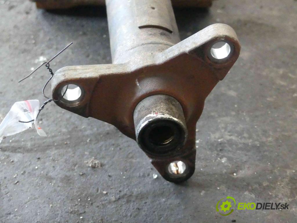 Porsche Cayenne I 2002-2010 4.5 V8 340KM: automatic 250 kW 4511 cm3 5- Hřídel:  (Kardaňové hriadele)