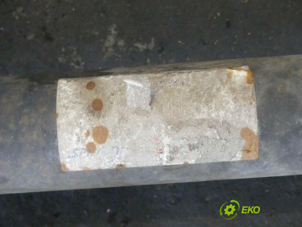 Porsche Cayenne I 2002-2010 4.5 V8 340KM: automatic 250 kW 4511 cm3 5- Hřídel:  (Kardaňové hriadele)