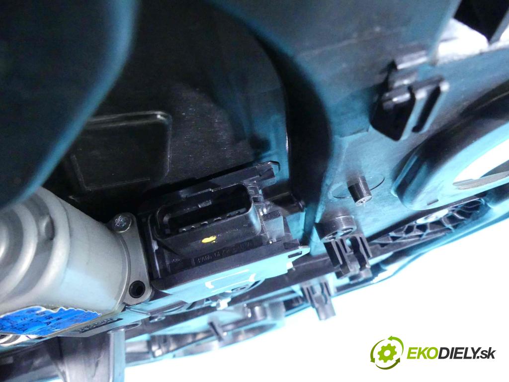 Hyundai I40 1.7 crdi 136hp manual 100 kW 1685 cm3 5- mechanismus stahování zadní levý 13E070926