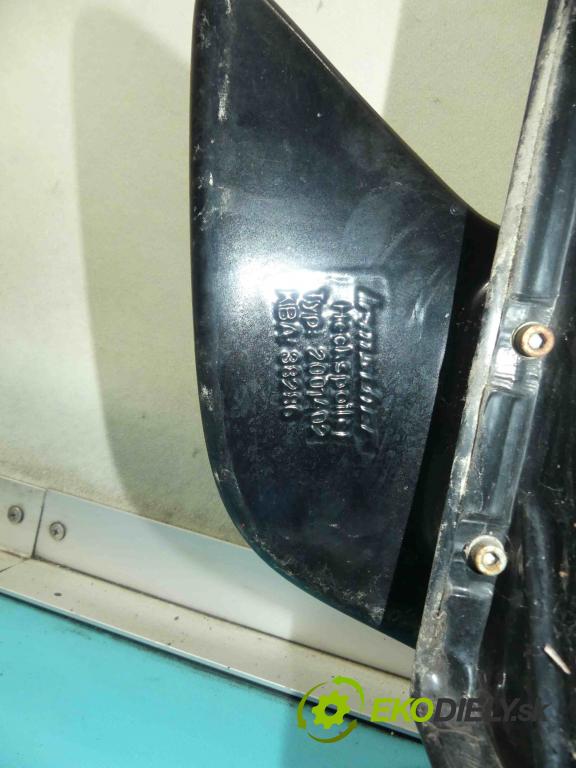 Opel Astra II 1998-2009 2.2 16v 147 hp manual 108 kW 2198 cm3 2- zadní kufrové dveře  (Zadní kapoty)