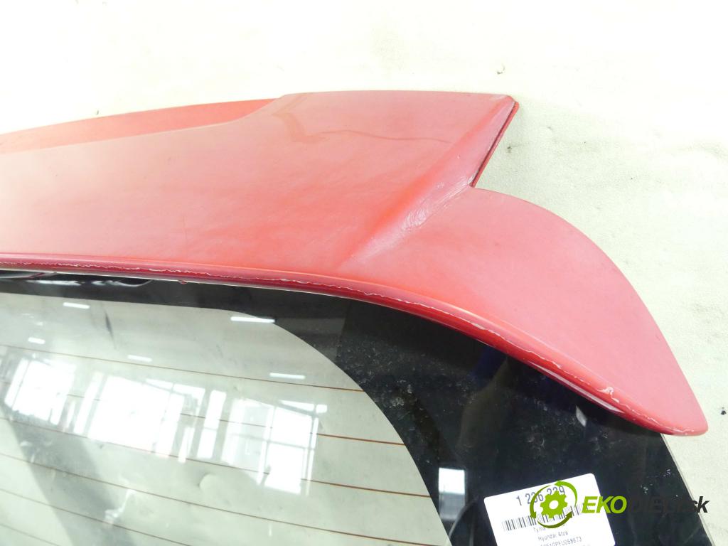 Hyundai Atos 1.0 54 hp manual 40 kW 999 cm3 5- zadní kufrové dveře  (Zadní kapoty)