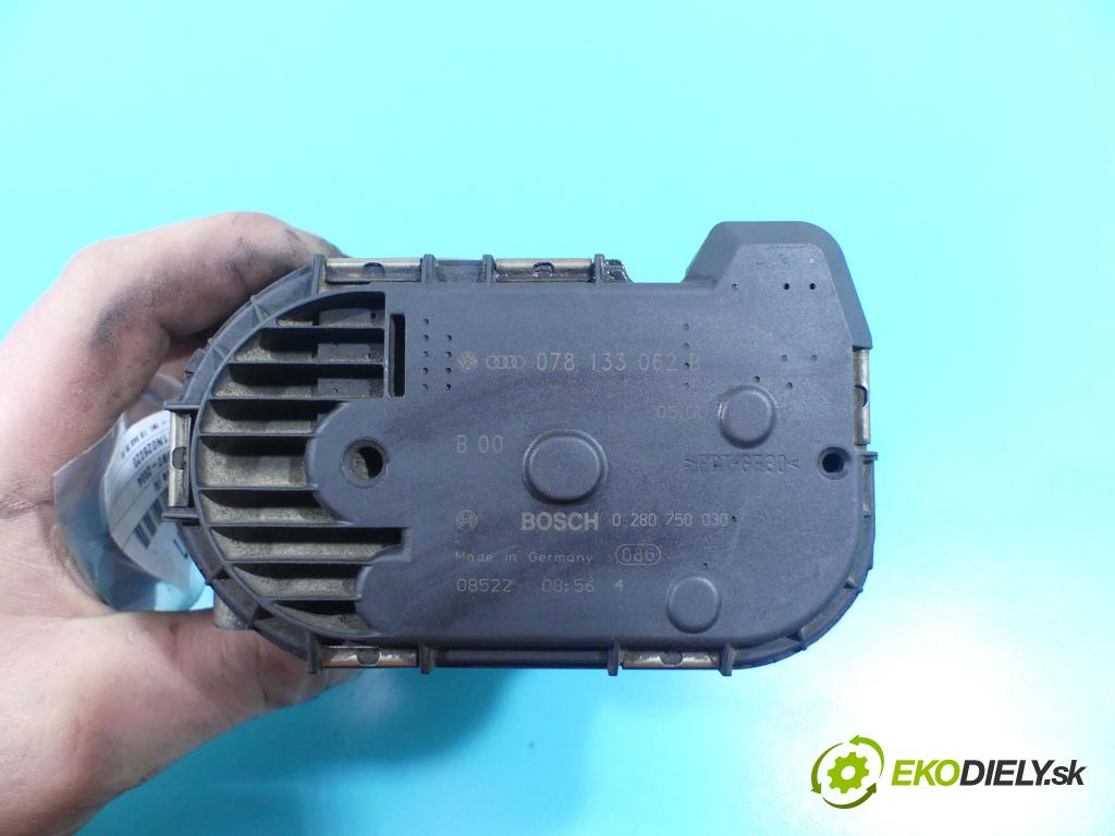 Audi A6 C5 1997-2004 2.4 V6 165 HP manual 121 kW 2393 cm3 4- klapka 078133062B (Škrtiace klapky)