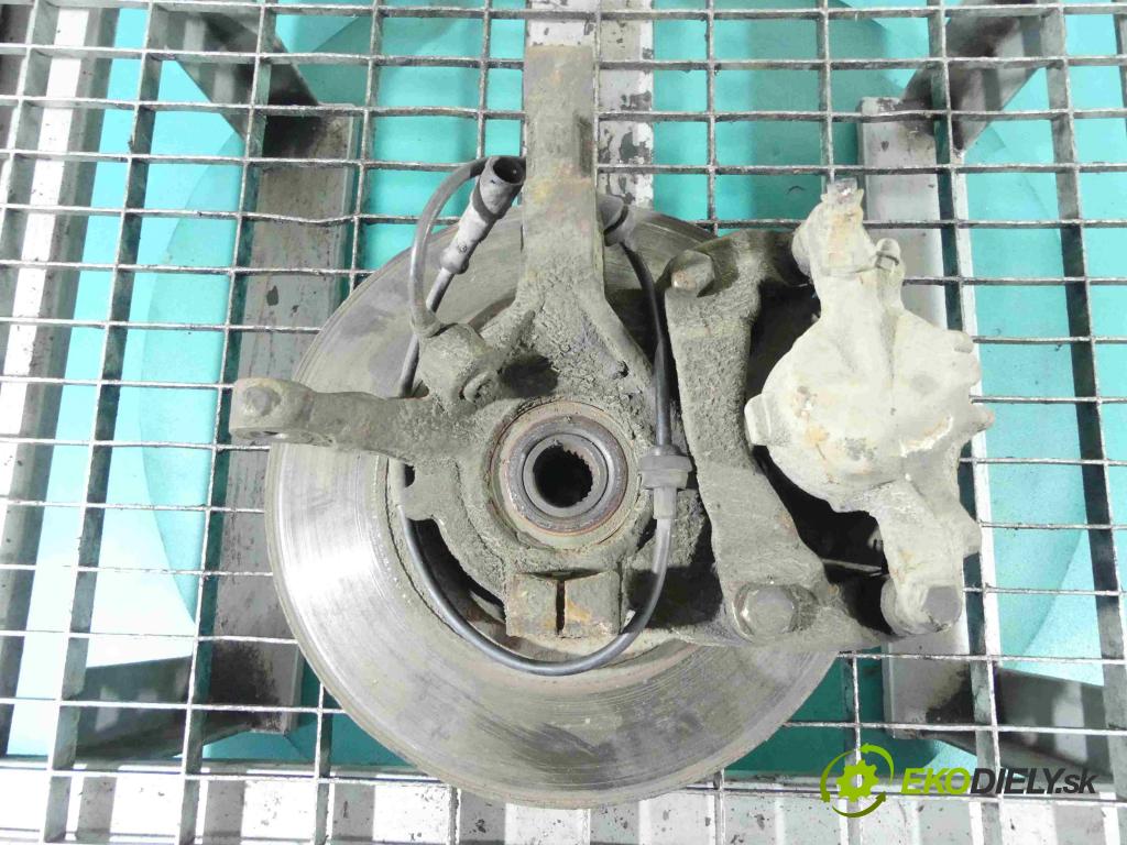 Renault Megane I 1995-2003 1.9 dti 98 HP manual 72 kW 1870 cm3 5- náboj ľavé  (Náboje)