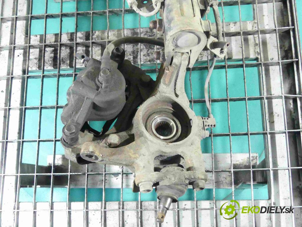 Kia Ceed I 2006-2012 1.4 16v 109 HP manual 80 kW 1396 cm3 5- náboj ľavé  (Náboje)