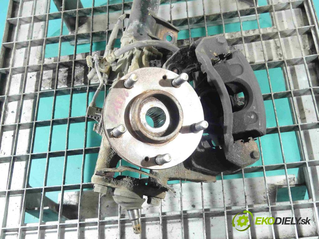 Kia Ceed I 2006-2012 1.4 16v 109 HP manual 80 kW 1396 cm3 5- náboj ľavé  (Náboje)