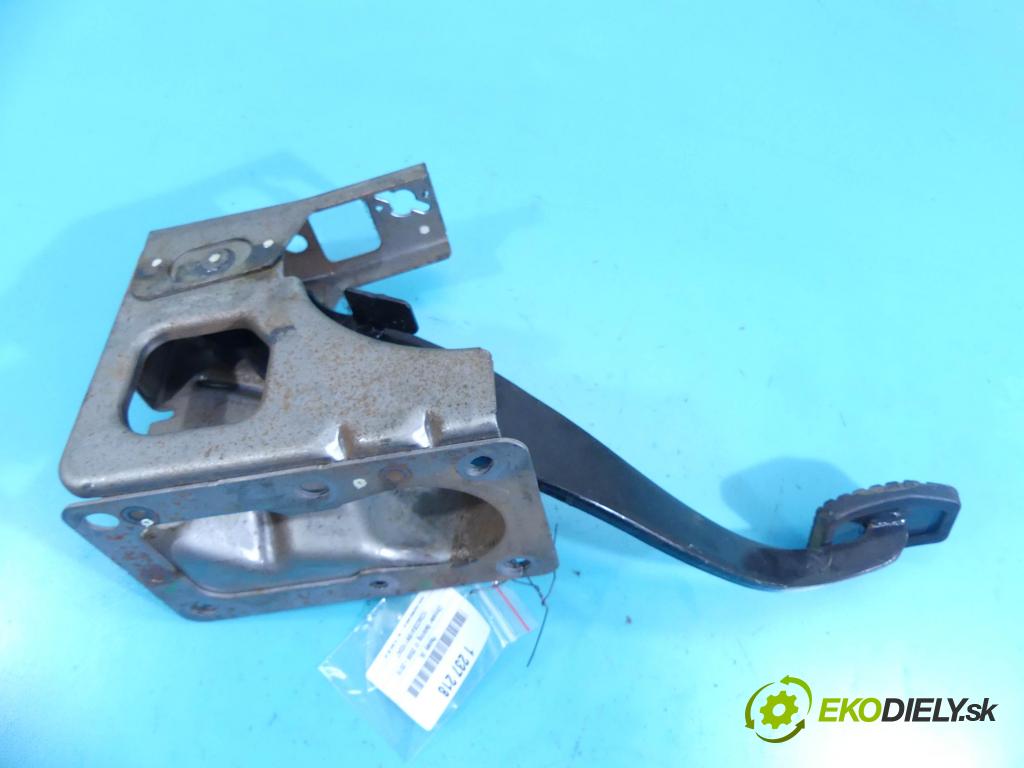 Chrysler Sebring III 2006-2010 2.0 CRD 140 HP manual 103 kW 1968 cm3 4- pedále  (Pedále)