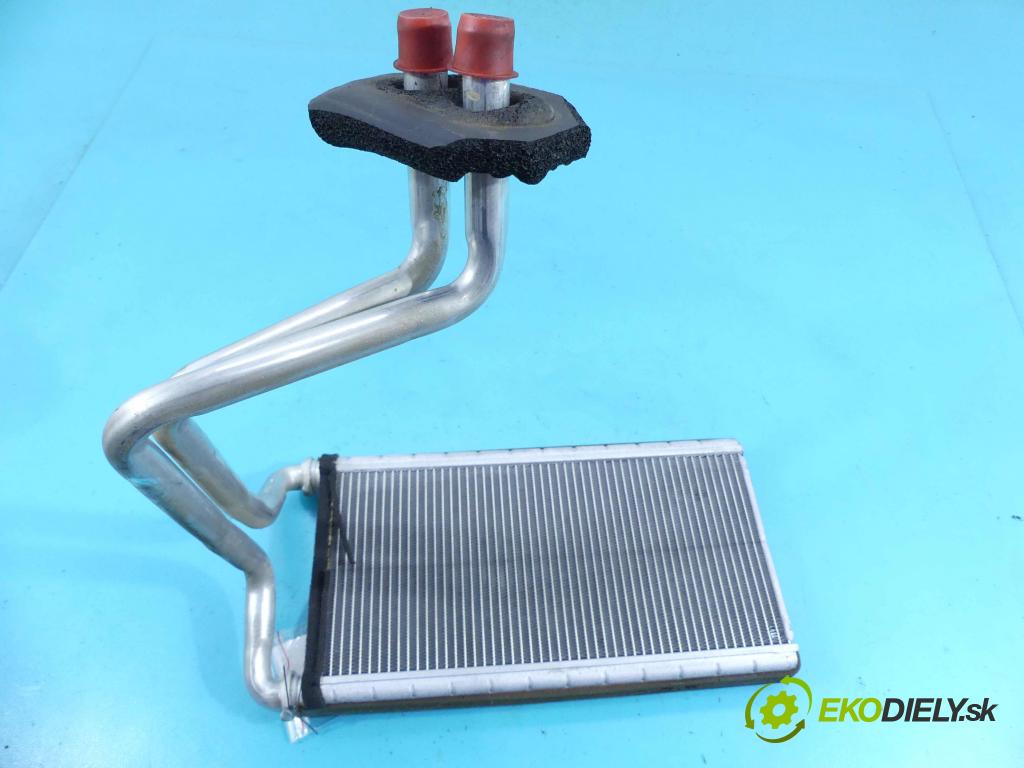 Chrysler Sebring III 2006-2010 2.0 CRD 140 HP manual 103 kW 1968 cm3 4- radiator  (Radiátory kúrenia)