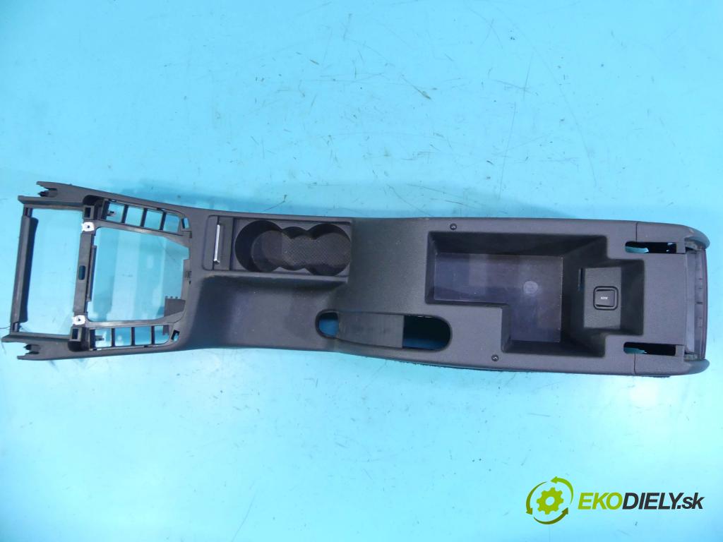 Skoda Superb II 2008-2015 2.0 tdi 170 HP automatic 125 kW 1968 cm3 4- operadlo 3T0863241D (Lakťové opierky)