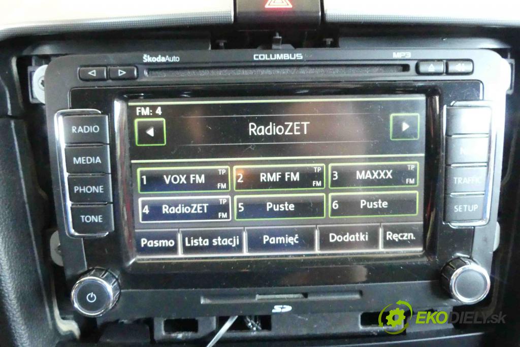 Skoda Superb II 2008-2015 2.0 tdi 170 HP automatic 125 kW 1968 cm3 4- Radio továreň: 3T0035680