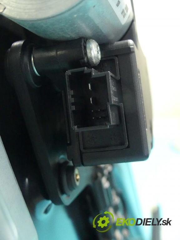 Bmw 5 F10 2010-2017 3.0d 258 hp automatic 190 kW 2993 cm3 4- Střešní okno: 7231858 (Okna karoserie)