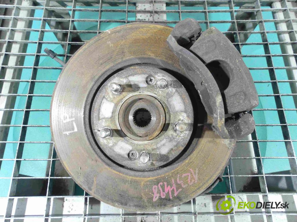 Hyundai I40 1.7 crdi 136 HP manual 100 kW 1685 cm3 5- náboj ľavé  (Náboje)