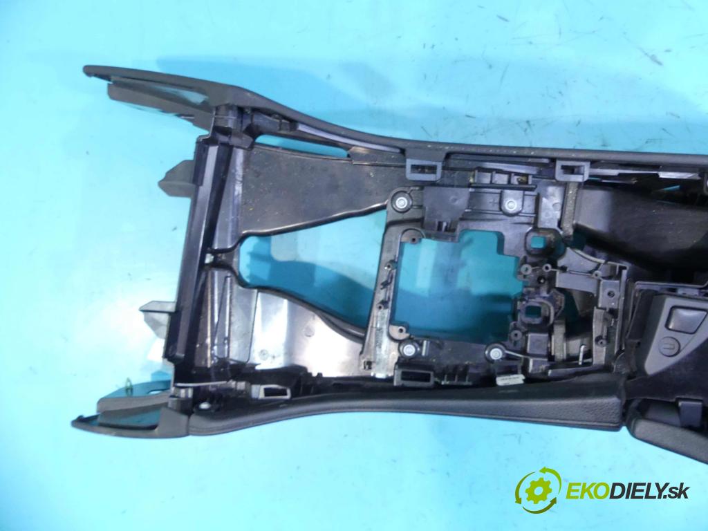 Bmw 5 F10 2010-2017 3.0d 258 HP automatic 190 kW 2993 cm3 4- operadlo  (Lakťové opierky)