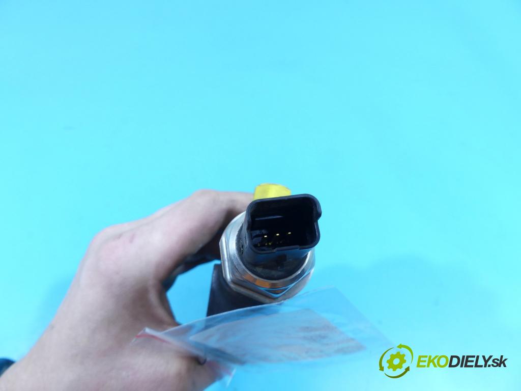 Ford Fiesta Mk7 2008-2017 1.4 tdci 68 HP manual 50 kW 1399 cm3 5- lišta vstrekovacia 9654592680 (Vstrekovacie lišty)