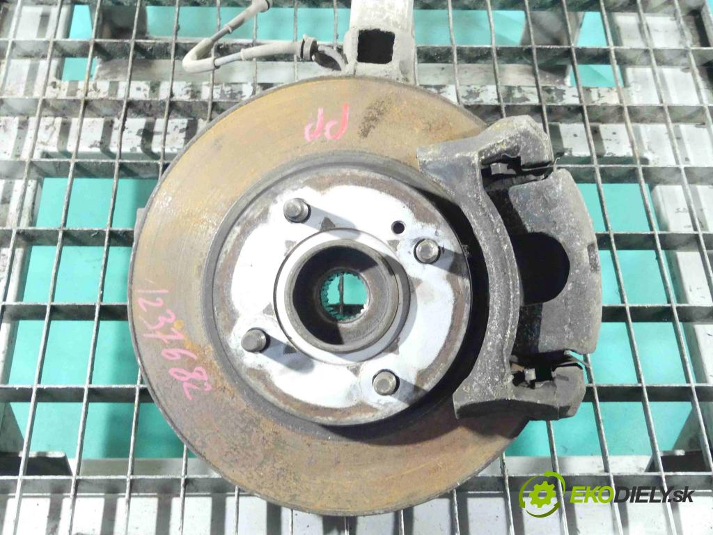 Ford Fiesta Mk7 2008-2017 1.4 tdci 68 HP manual 50 kW 1399 cm3 5- náboj pravé  (Náboje)