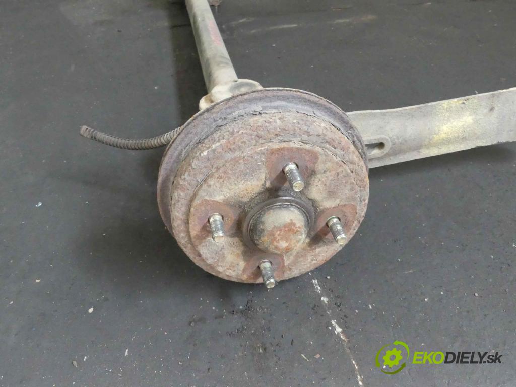 Hyundai Atos 1.0b 54 hp manual 40 kW 999 cm3 5- zadní výztuha