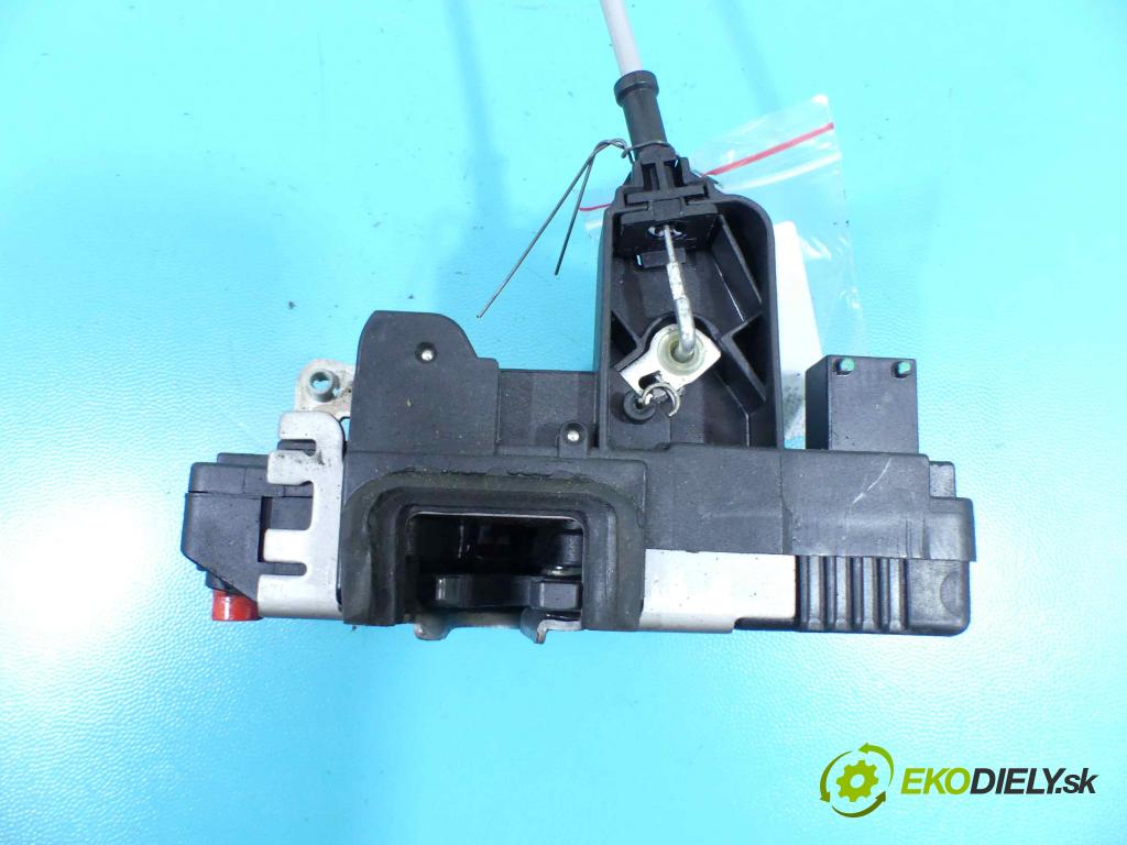 Opel Meriva A 2002-2010 1.6 16v 101 hp manual 74 kW 1598 cm3 5- zámek zadní pravý 13154794