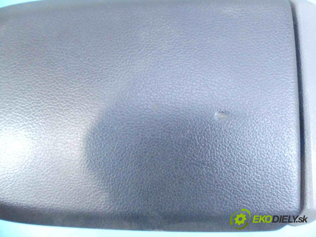 Ford Focus Mk2 2004-2011 1.6 tdci 90 HP manual 66 kW 1560 cm3 5- operadlo 8M51A045M19 (Lakťové opierky)