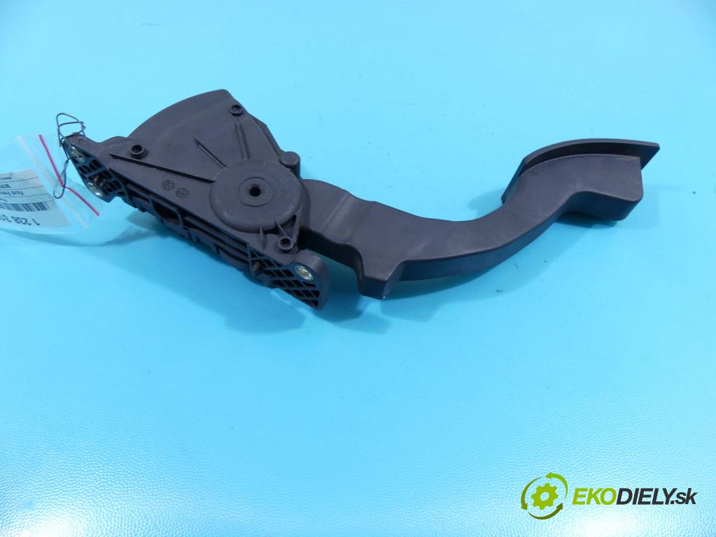 Ford Focus Mk2 2004-2011 1.6 tdci 90 HP manual 66 kW 1560 cm3 5- pedále 4M51-9F836-AK (Pedále)