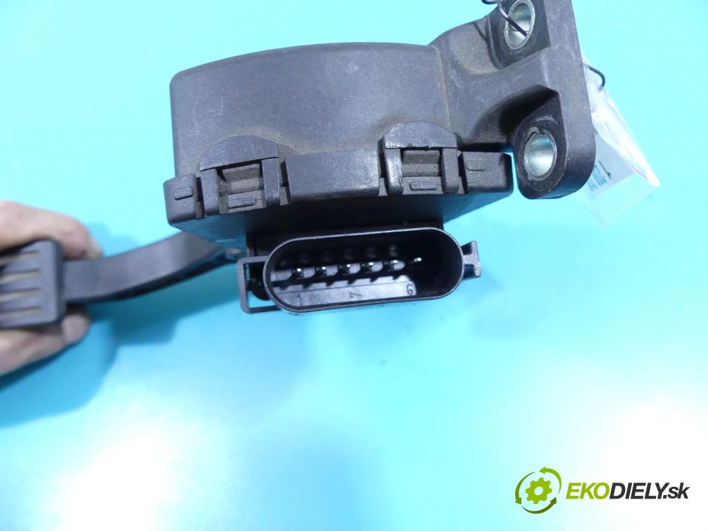 Ford Focus Mk2 2004-2011 1.6 tdci 90 HP manual 66 kW 1560 cm3 5- pedále 4M51-9F836-AK (Pedále)