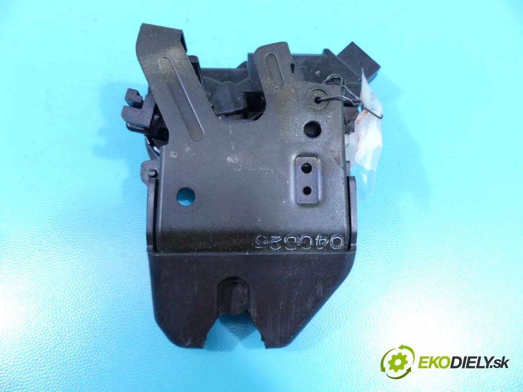Honda Accord VII 2002-2008 2.2 i-CTDi 140 hp manual 103 kW 2204 cm3 4- zámek kufrových dveří zadní