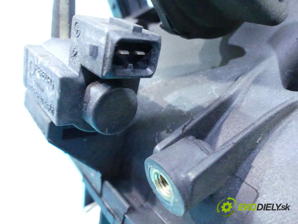 Bmw 7 E65 2001-2008 3.0d 218 HP automatic 160 kW 2993 cm3 4- zvod nasávací 7789247 (Sacie potrubia)