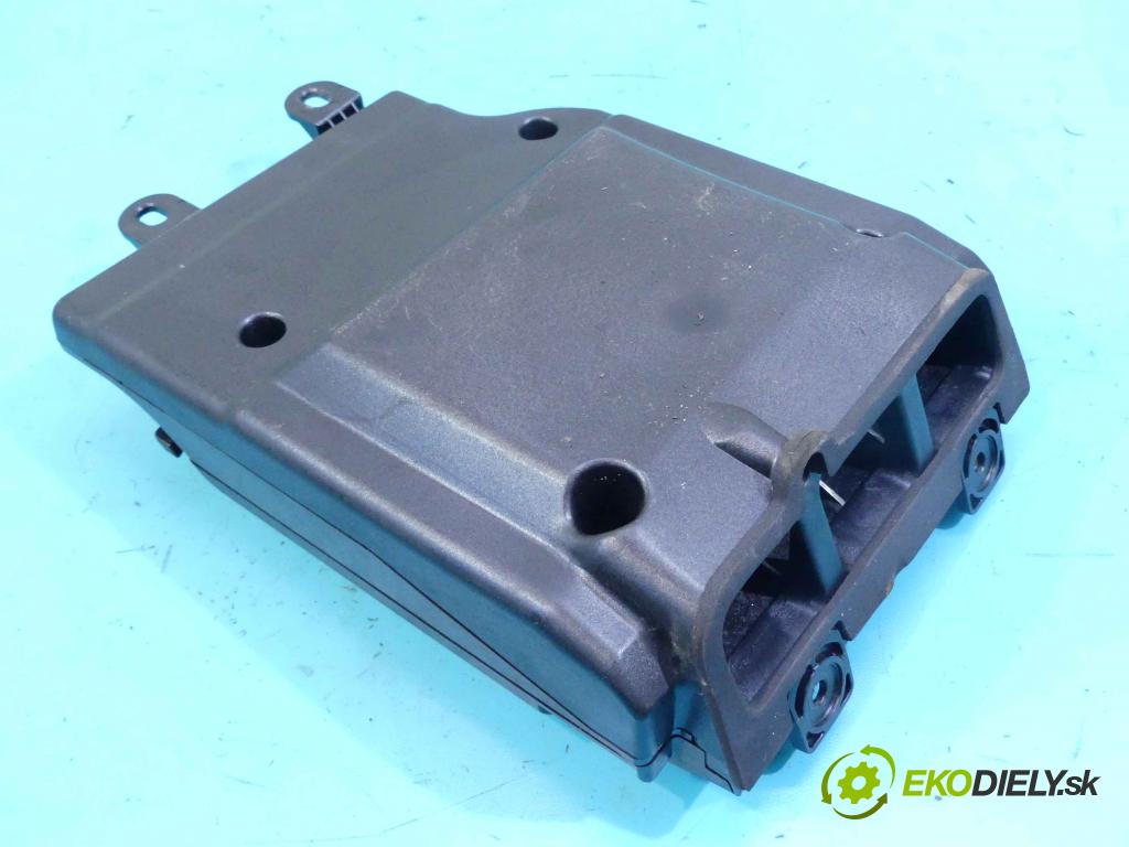 Bmw 7 E65 2001-2008 3.0d 218 HP automatic 160 kW 2993 cm3 4- Subwoofer: 6915158 (Audio zariadenia)