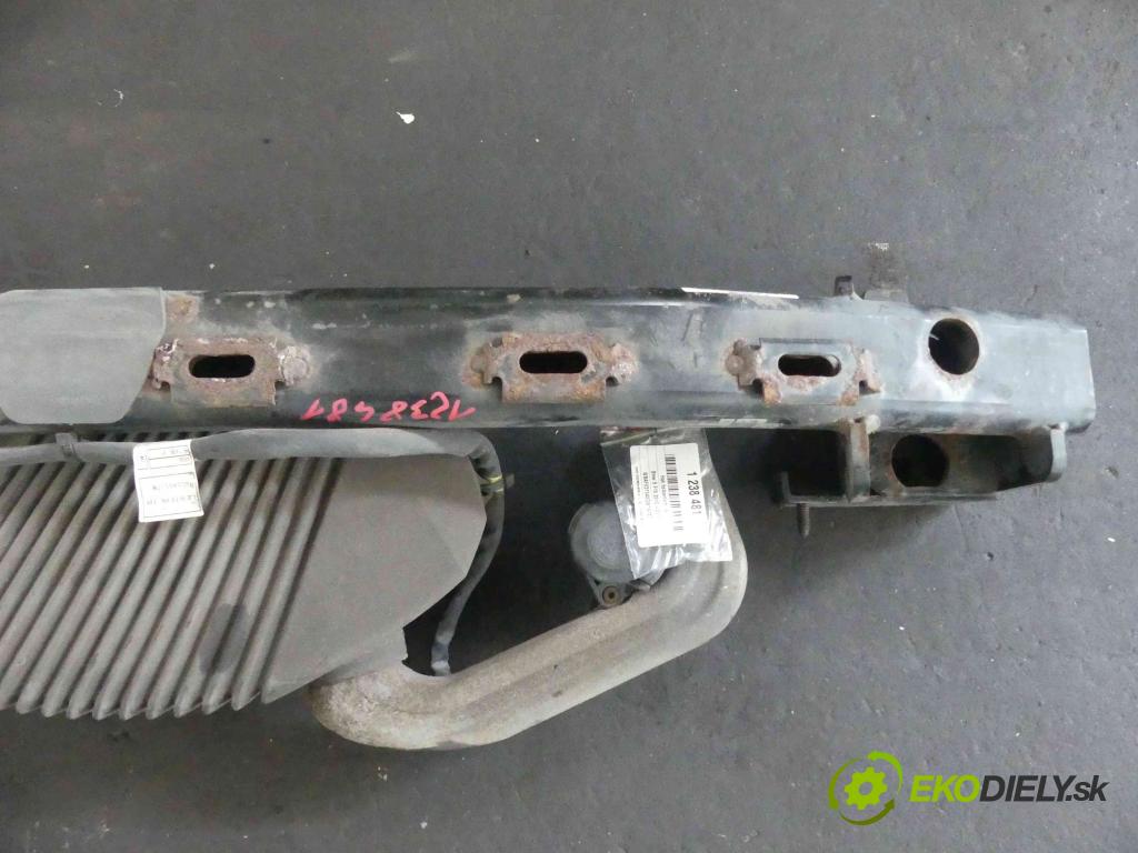 Bmw 5 F10 2010-2017 3.0d 258 hp automatic 190 kW 2993 cm3 4- oko tažné 6795717