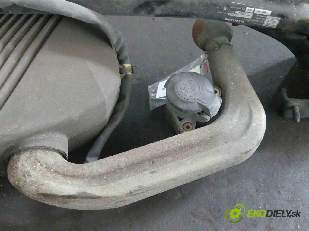 Bmw 5 F10 2010-2017 3.0d 258 hp automatic 190 kW 2993 cm3 4- oko tažné 6795717