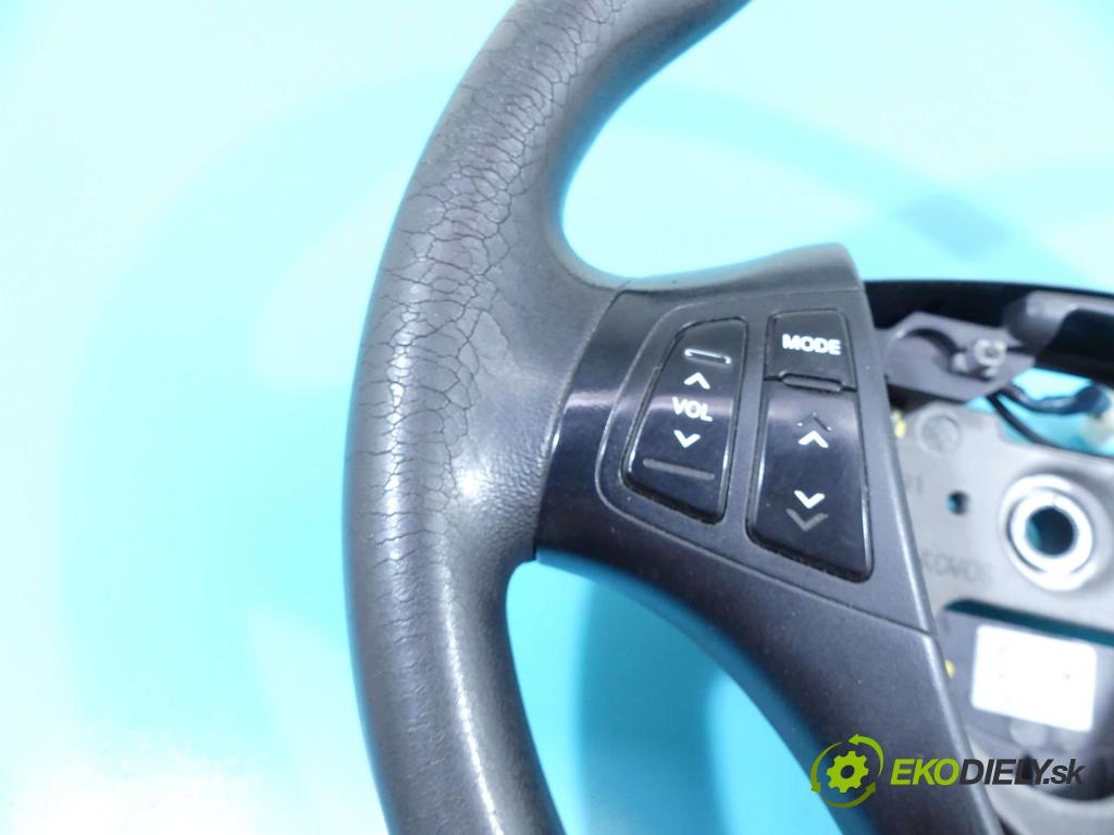 Hyundai I30 I 2007-2012 1.6 crdi 90 HP manual 66 kW 1582 cm3 5- volant  (Volanty)