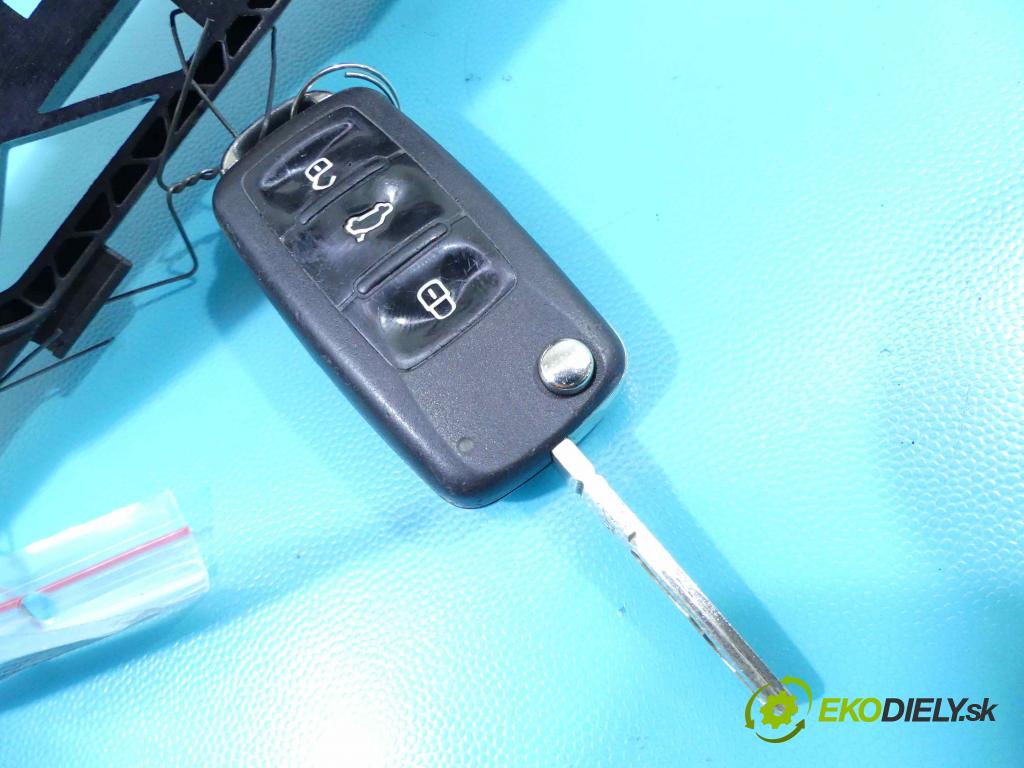 Vw Polo V 6R 2009-2017 1.2 69KM manual 51 kW 1198 cm3 5- rukoväť predné ľavé mimo: 5N0837885G (Vonkajšie predné ľavé)