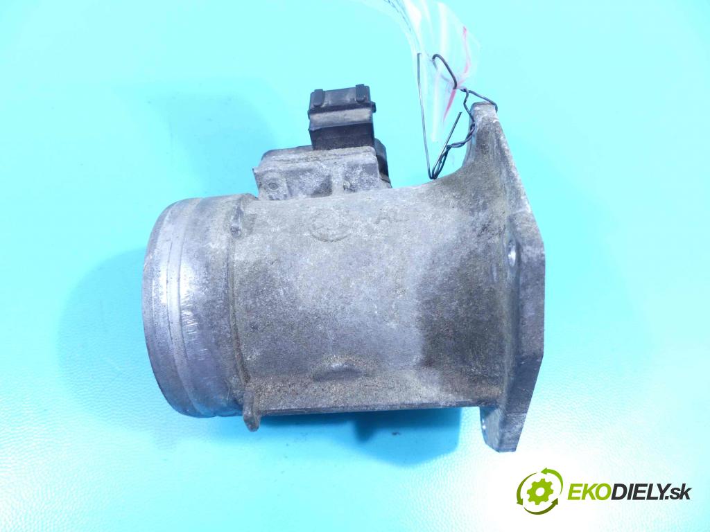 Audi A4 B5 1994-2001 1.8 20v 125 HP manual 92 kW 1781 cm3 4- průtokoměr: 037906461B (Váhy vzduchu)